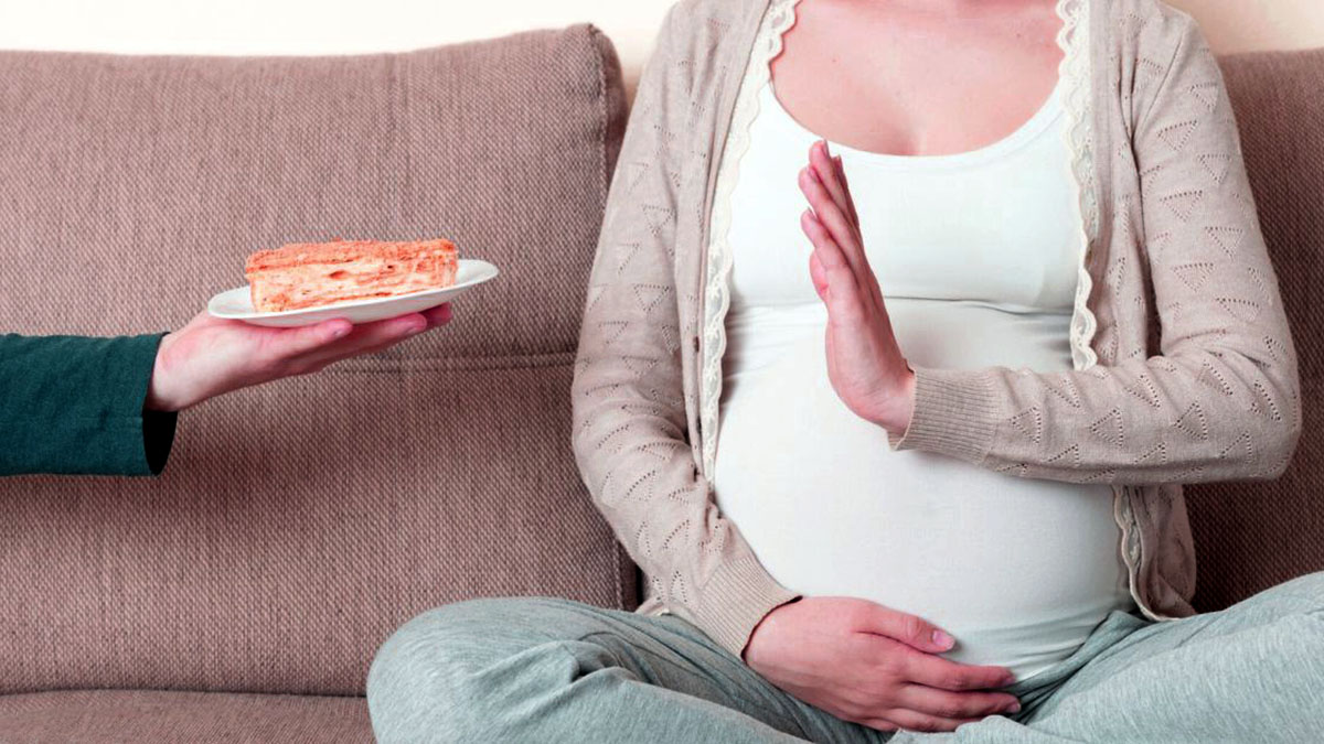 panduan lengkap kehamilan tentang makanan yang harus dihindari ibu hamil