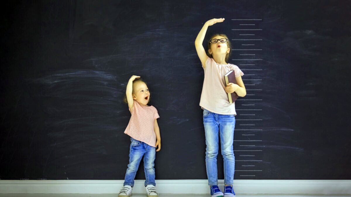 tahapan tumbuh kembang anak