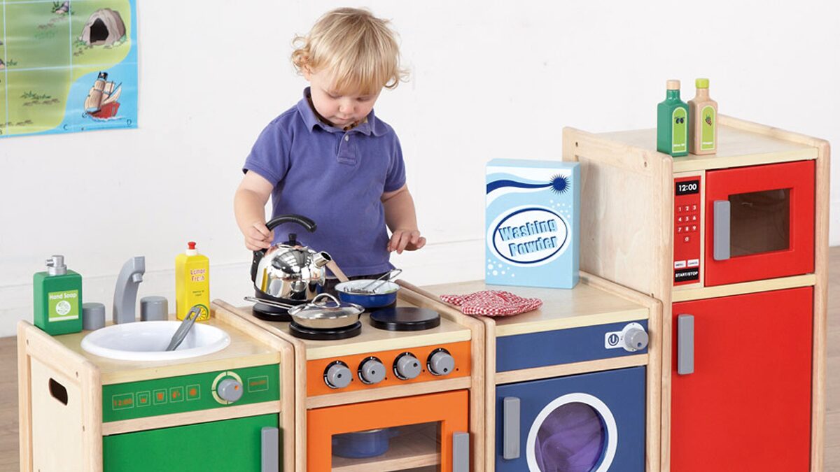 bermain masak-masakan