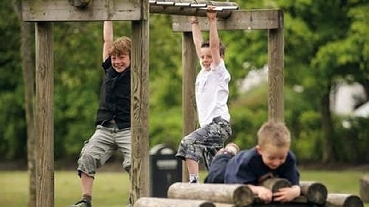 Lingkungan Rumah yang Aman dan Kaya Stimulasi